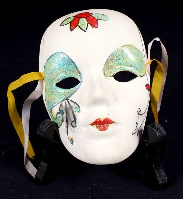 Small opera mask - Green embellishment
