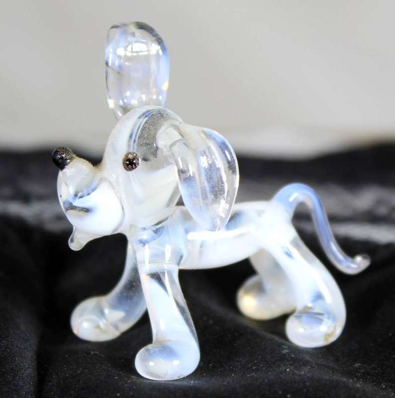 Miniature Glass Dog - ACT FAST!!! BID NOW!!!
