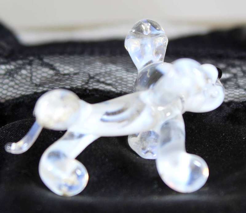 Miniature Glass Dog - ACT FAST!!! BID NOW!!!