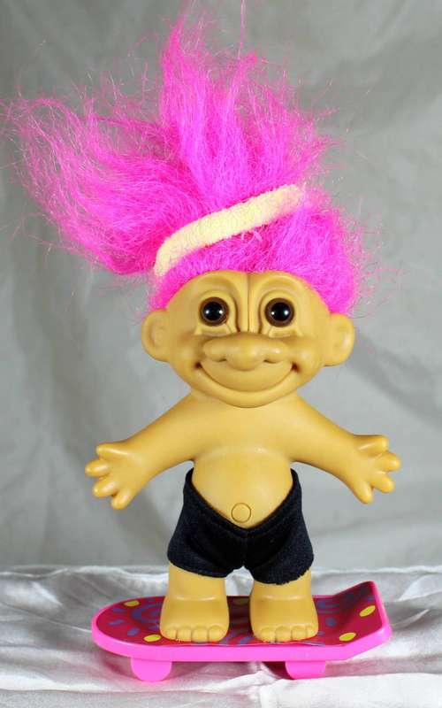 Russ Troll - skateboard