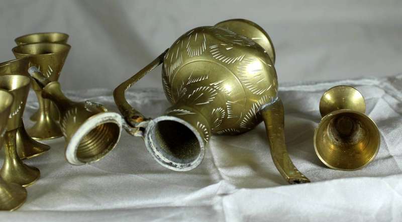 Brass Turkish style tea pot with six cups