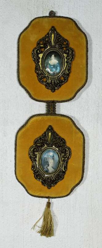 Tivoli double wall hanging