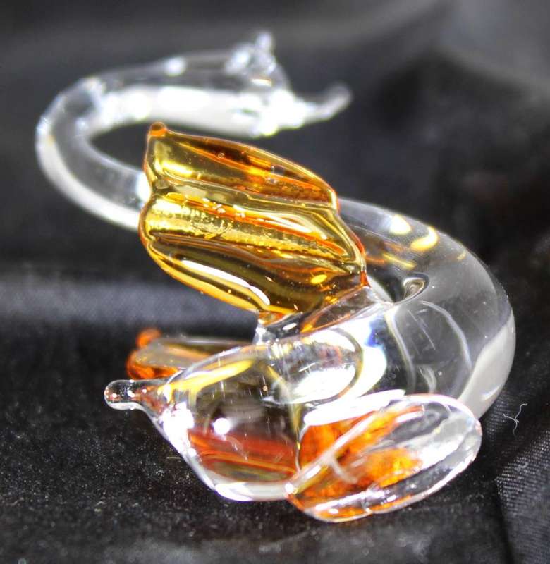 Glass swan - orange