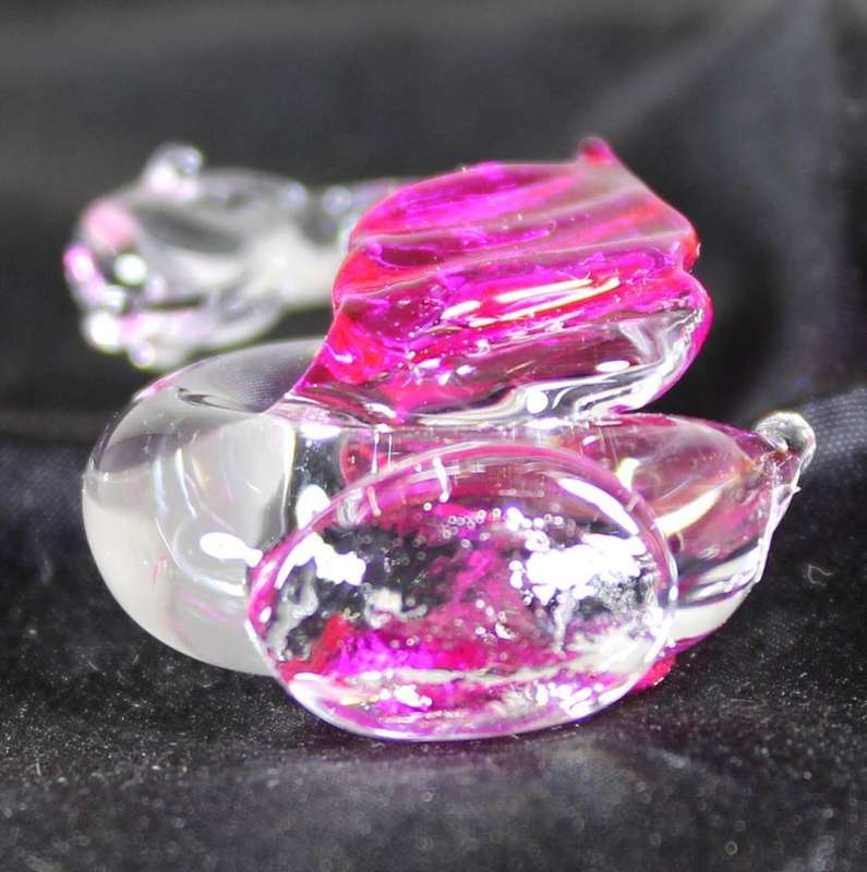 Glass swan - pink