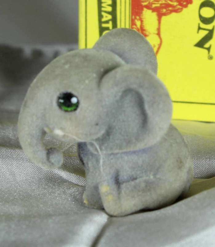 Suede/felted elephant - corinthian in my pocket
