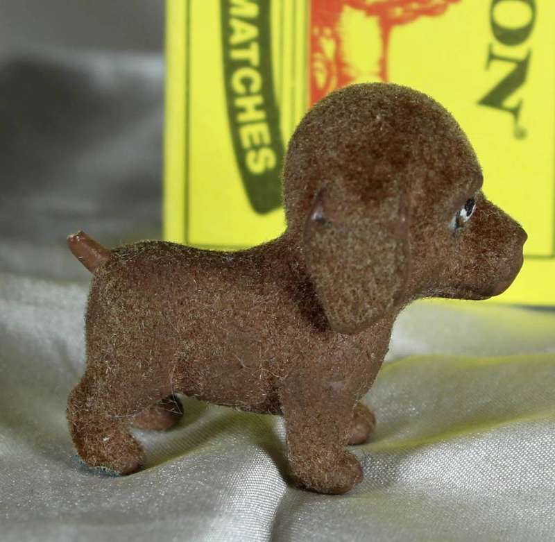 Suede/felted tail wagging doggy