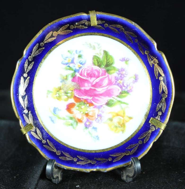 Miniature limoges plate with flower motif