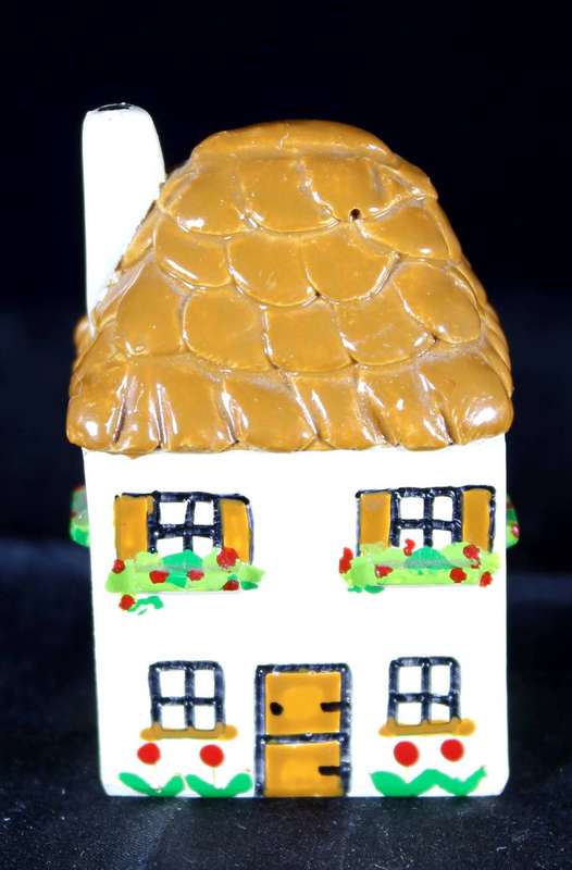 Miniature pixy house