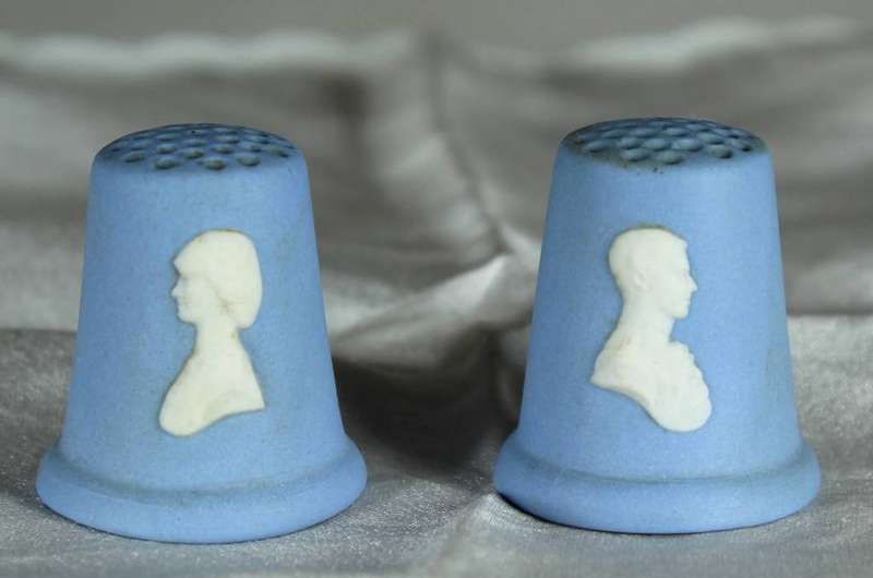 Wedgewood Thimbles Pair - Princess Diana & Prince Charles