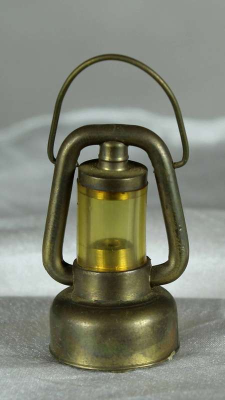Miniature brass storm lamp