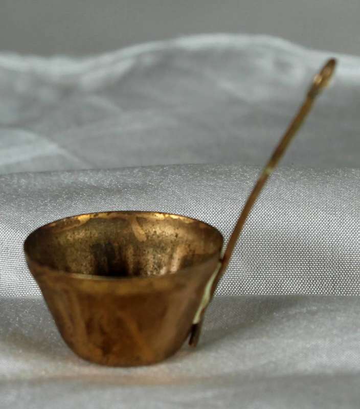 Miniature copper pot