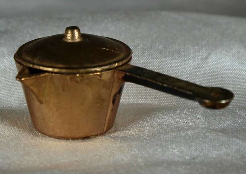 Miniature Copper - Lidded Pouring Pot