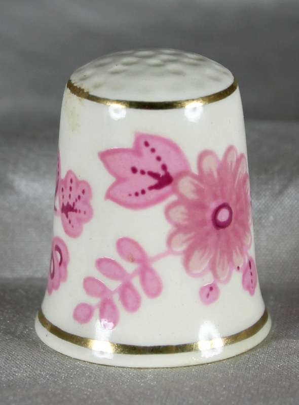 Thimble - Masons - pink flowers