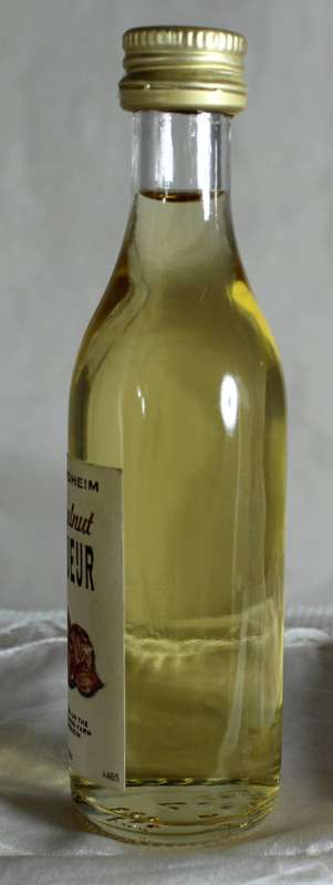 Mini liquor bottle - Grundheim Hazelnut Liqueur