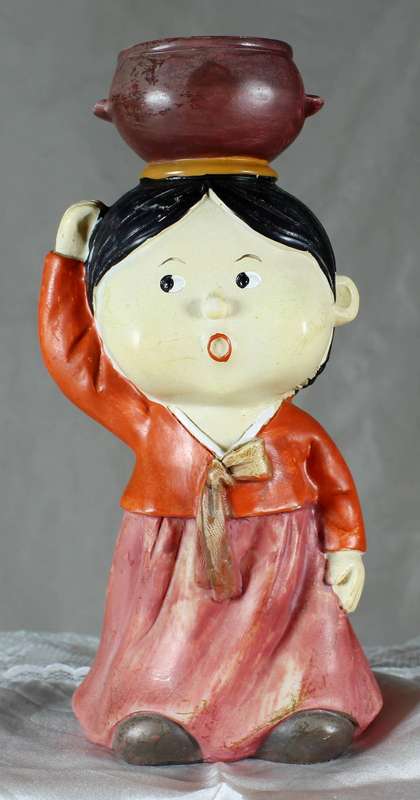 Vintage koreart - girl with bowl on her head