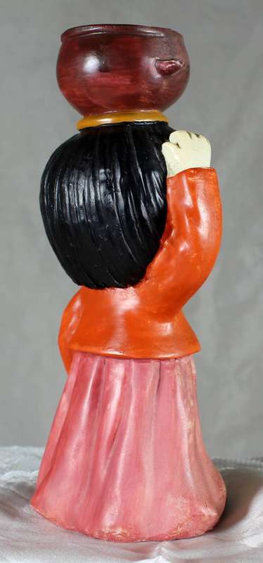 Vintage koreart - girl with bowl on her head