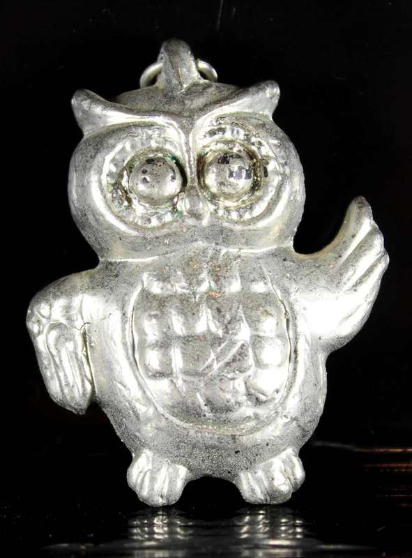 Heavy lead owl charm - Waving
