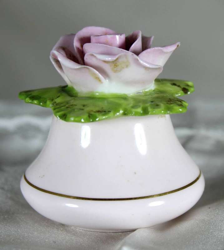 Vintage Denton china - Pink flower salt & pepper shaker