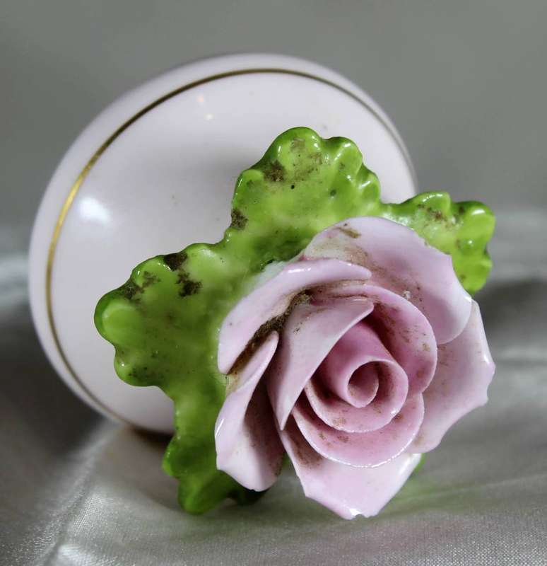 Vintage Denton china - Pink flower salt & pepper shaker