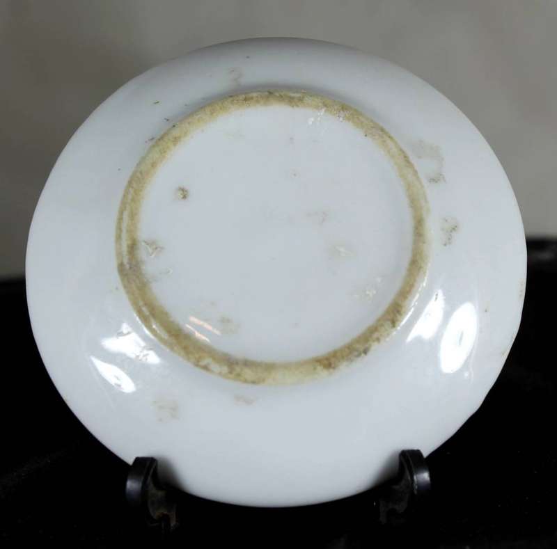 Display plate with flowers & butterflies