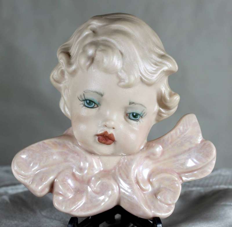 Vintage cherub wall angel