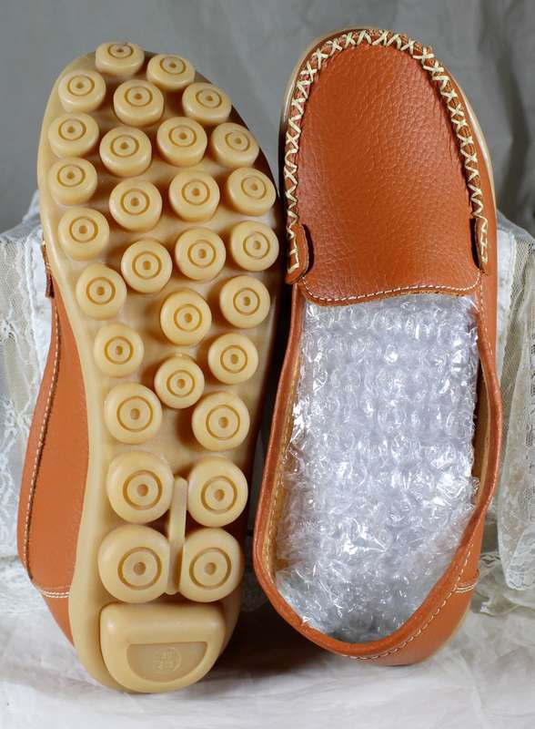Rust Moccasin style shoe - Small size 6