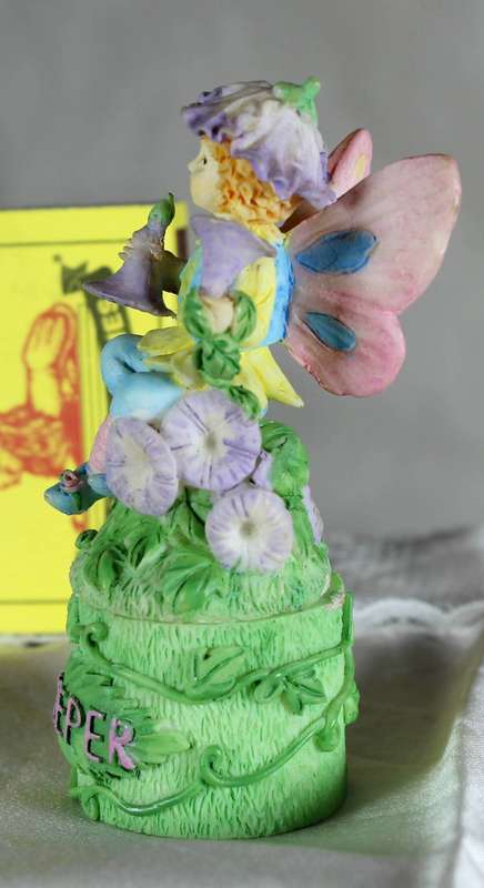 Tooth keeper - Flower fairy