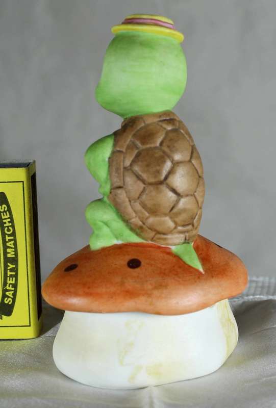 Lefton china hand painted turtle with hat & flower