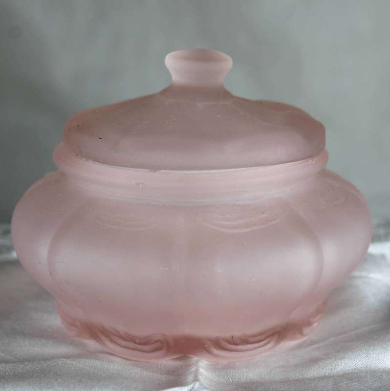 Vintage pink frosted glass - lidded trinket/ jewelry box