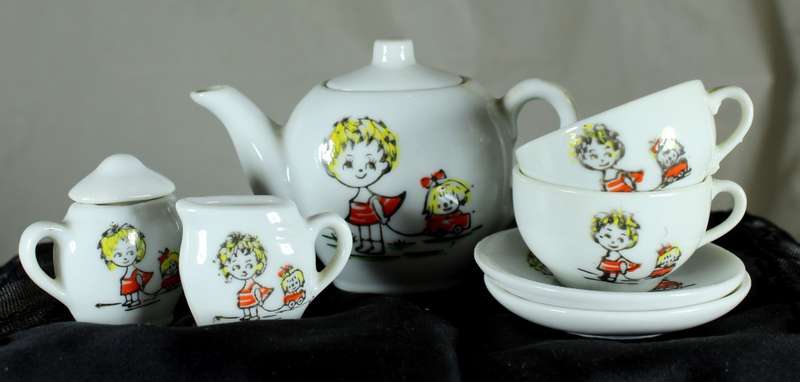 Children`s tea set