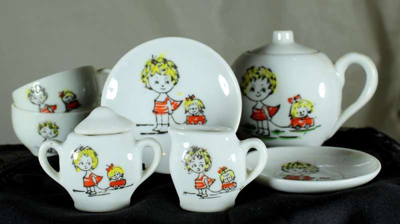 Children`s tea set
