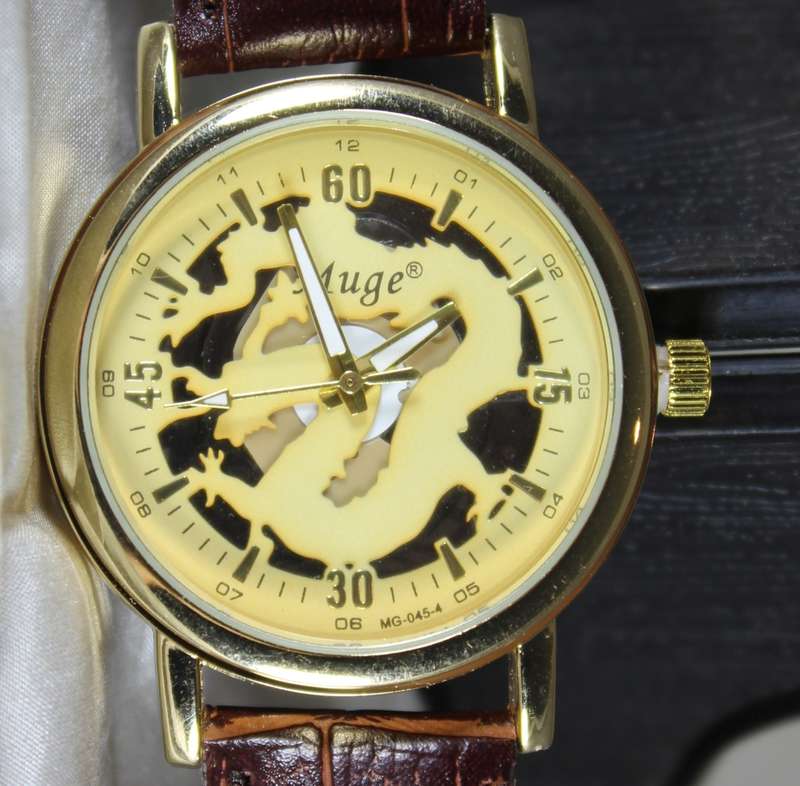 Muge - skeleton watch