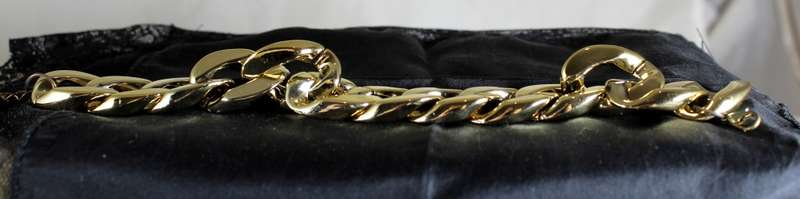 Costume jewelry - Bracelet with gold twisted chain