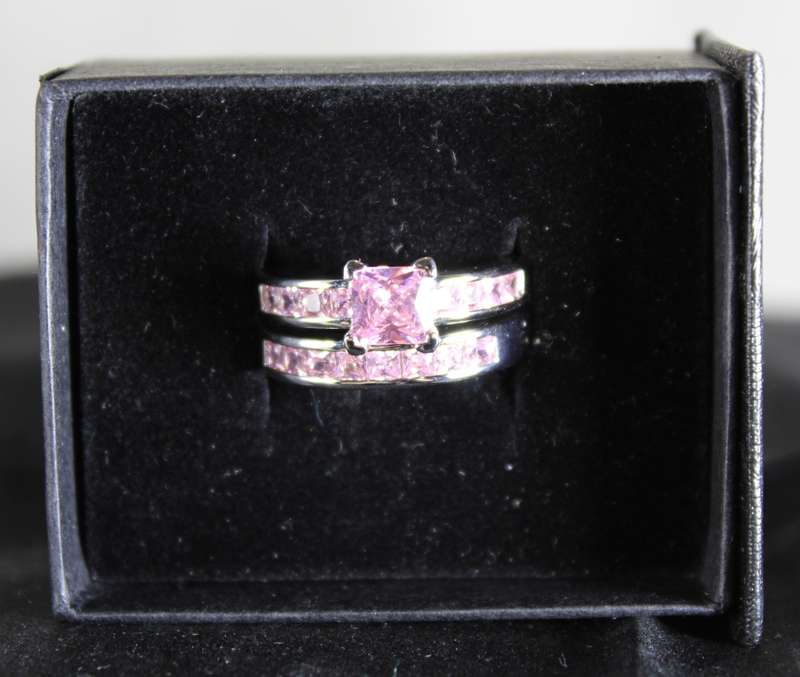 Costume jewellery - wedding ring set - pink diamante