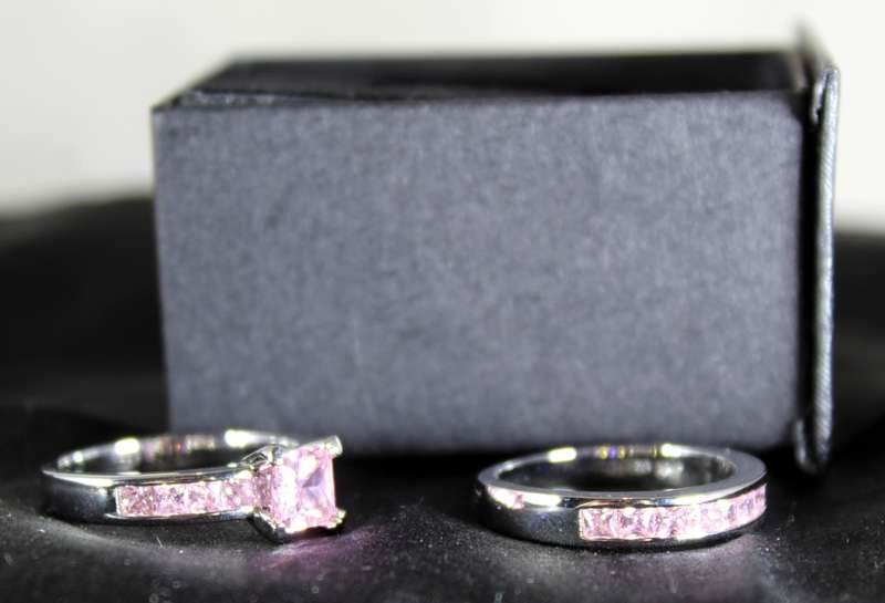 Costume jewellery - wedding ring set - pink diamante