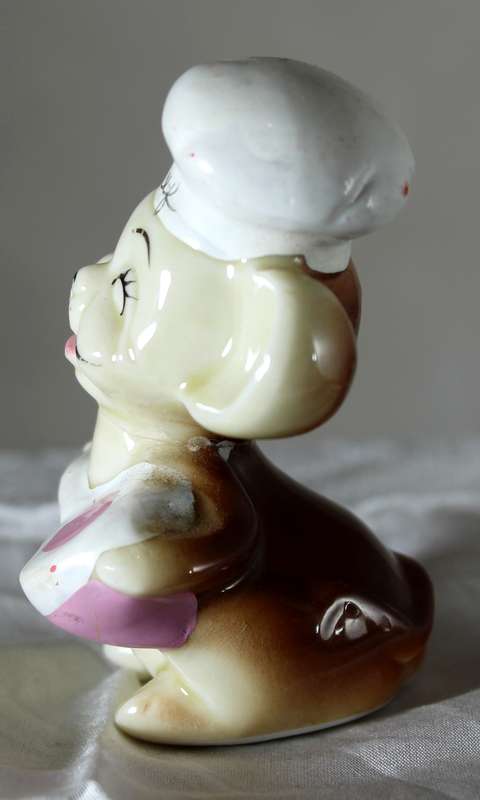 Vintage Porcelain Chef Mouse - BID NOW!!!