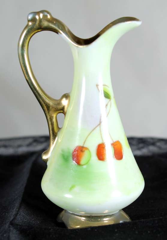 Balboa miniature pitcher