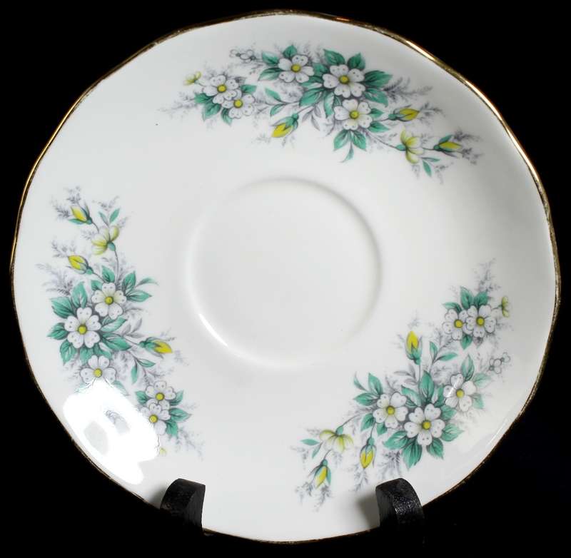 Queen Anne - Vintage Bone China - Saucer