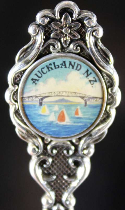 Souvenir teaspoon - Auckland NZ