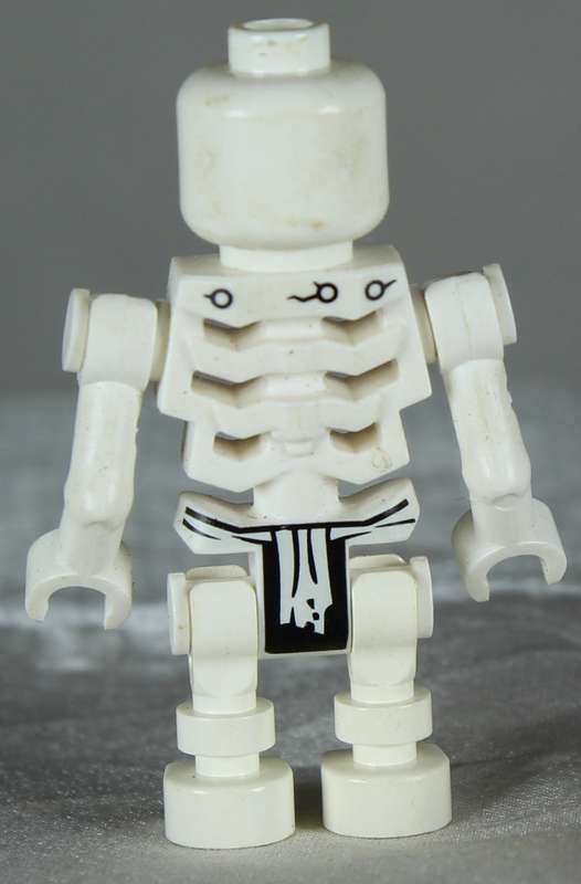 Lego mini figurine - Fantasy Era - Skeleton warrior 2 (CAS328)