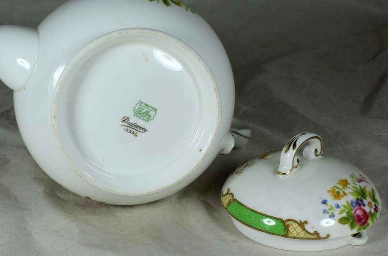 Shelley - Du Barry green - kettle