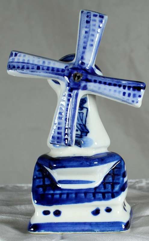 Blue & white windmill