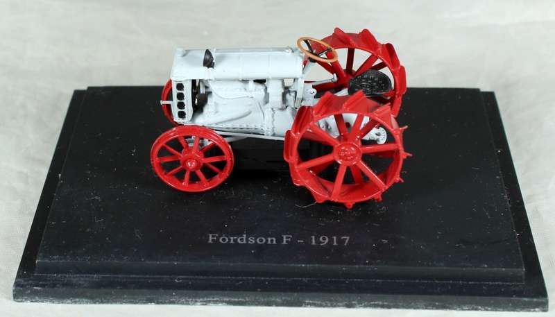 Tractor - Fordson F - 1917 - Act Fast!!! BID NOW!!!
