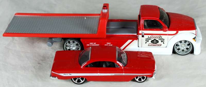 Maisto - Metal Movers - Holler Flatbed + `61 Impala - Act Fast!!! BID NOW!!!