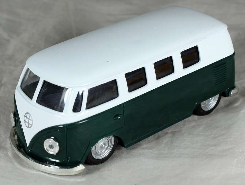 Green VW Bus - 1962 - Act Fast!!! BID NOW!!!