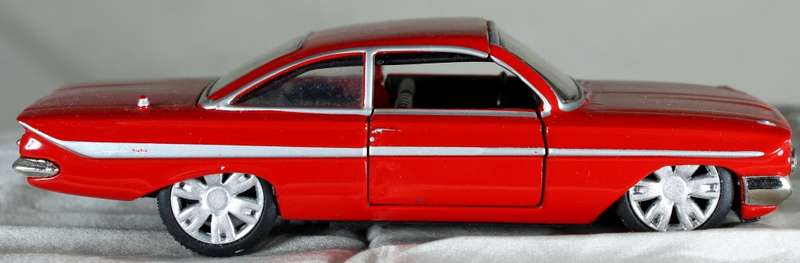 Jada - Fast & Furious - Dom`s 1961 Chevy Impala - Act Fast!!! BID NOW!!!