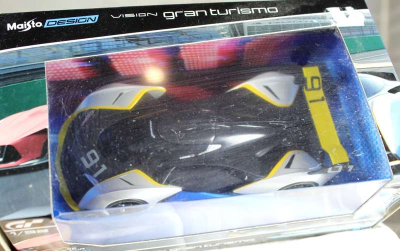Maisto - Gran Turismo - McLaren Ultimate Vision GT