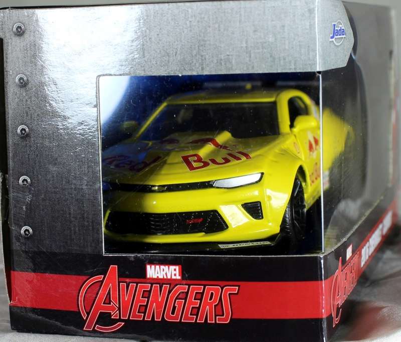 Jada - Marvel Avengers - 2016 Chevrolet Camaro - Red Bull