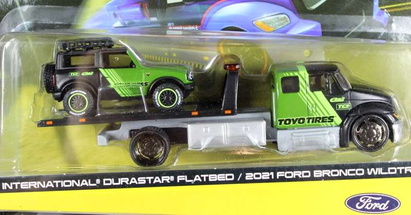Maisto - Design - International Durastar Flatbed - 2021 Ford Bronco