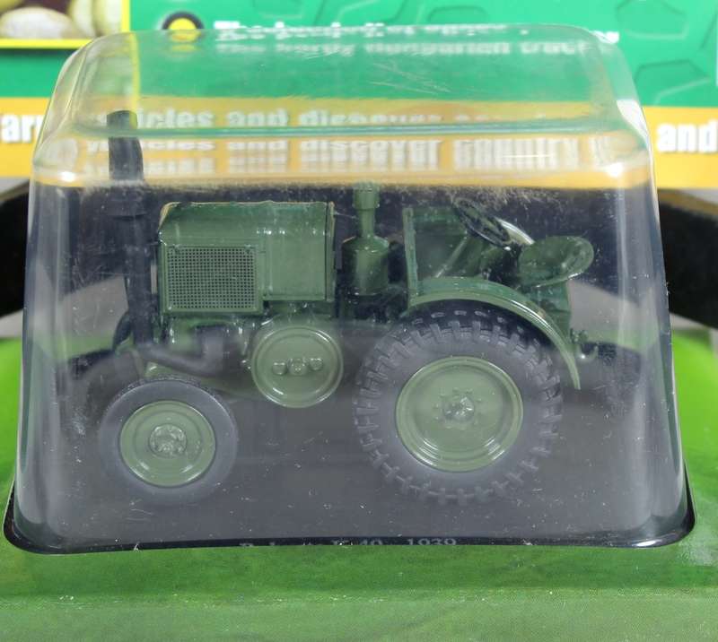 Collectible tractor & info sheet - Robuste K40
